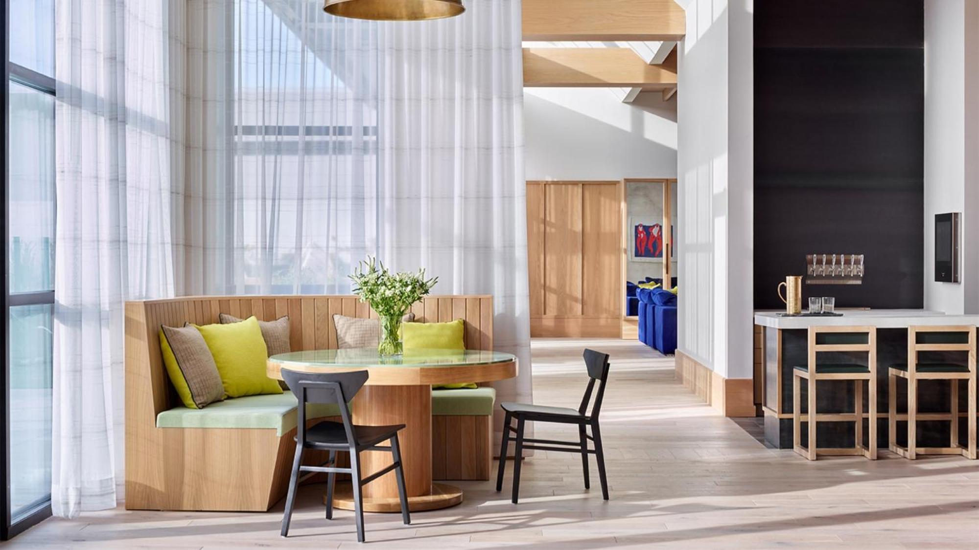 Hotel Sentral West Midtown At Star Metals Atlanta